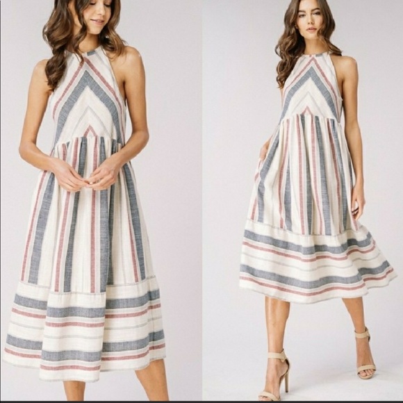 💋Halter Dress💋 - Picture 2 of 6